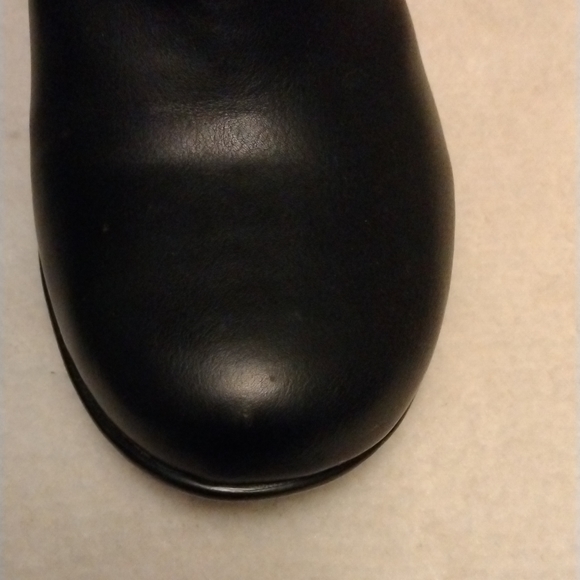 🖤A2 BLACK BOOTIES BY AREOSOLES🖤 - Picture 6 of 13